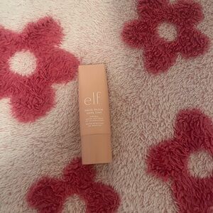 ELF Halo Glow Skin Tint - Fair cool 
50 spf